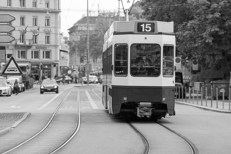 Gleis - Monochrom - Schiene - Tram - Zürich           von Franco Tessarolo